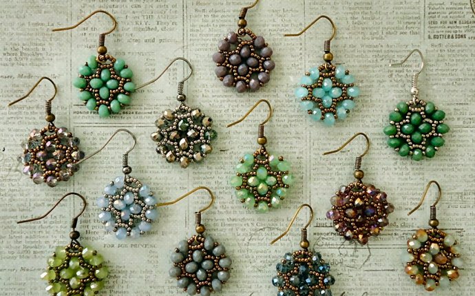 Easy Earrings - Earrings Collection