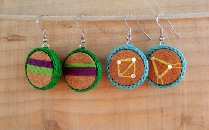 Infinity blend: How to make handmade earrings with wine cork and