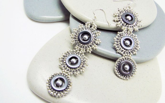 Three Dial beaded earrings in Silver - Dani Crompton Designs