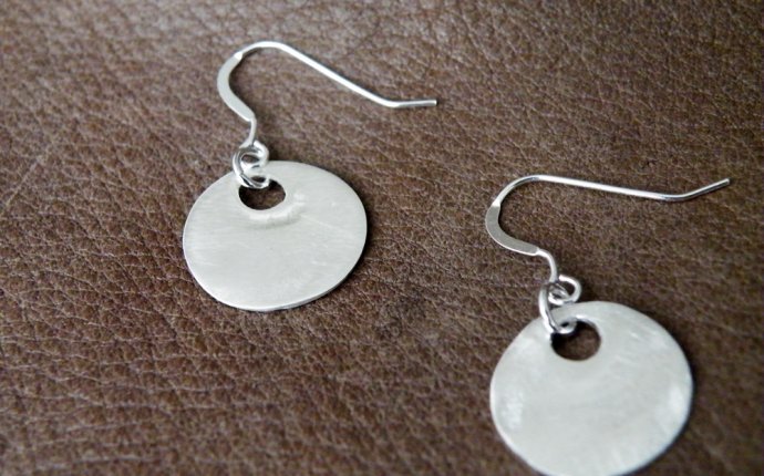 Sterling silver Disc earrings